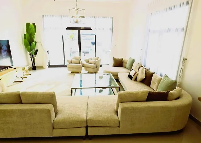 The View Luxury Villa - Al Dana Island Fujairah