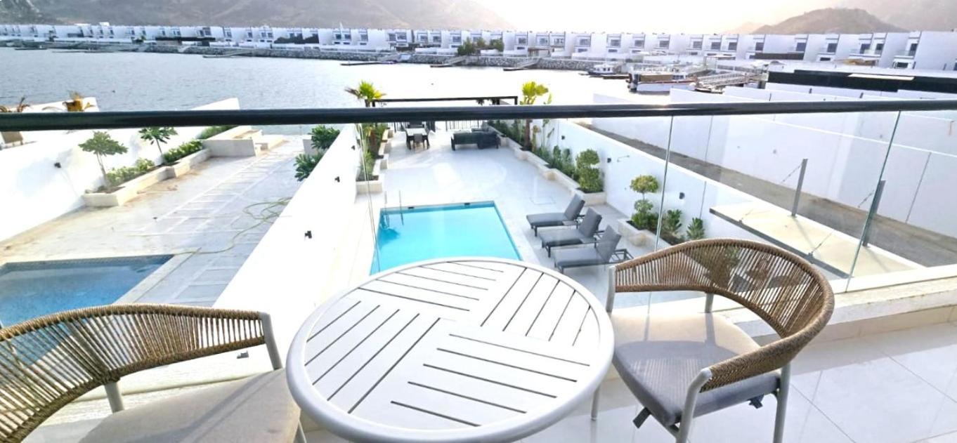 The View Luxury - Al Dana Island Villa Fujairah