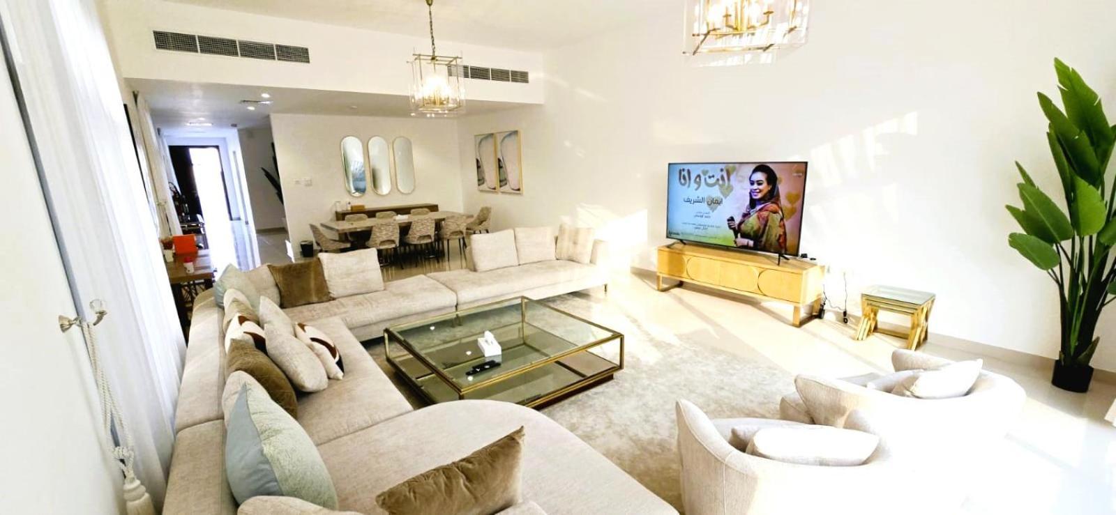 The View Luxury - Al Dana Island *
